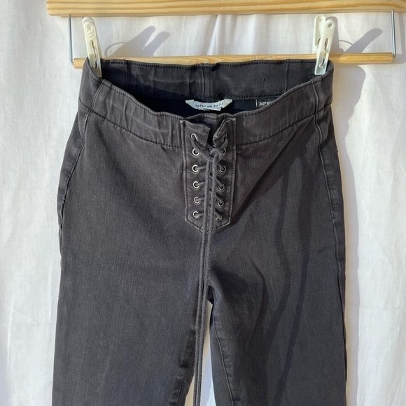 American Eagle Outfitters 360 Next Level Stretch Lace Up Denim Jean in Black - Picture 15 of 16